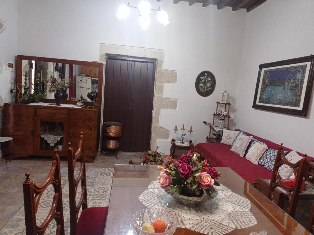 Traditional House Maria Azoyiras Luaran gambar