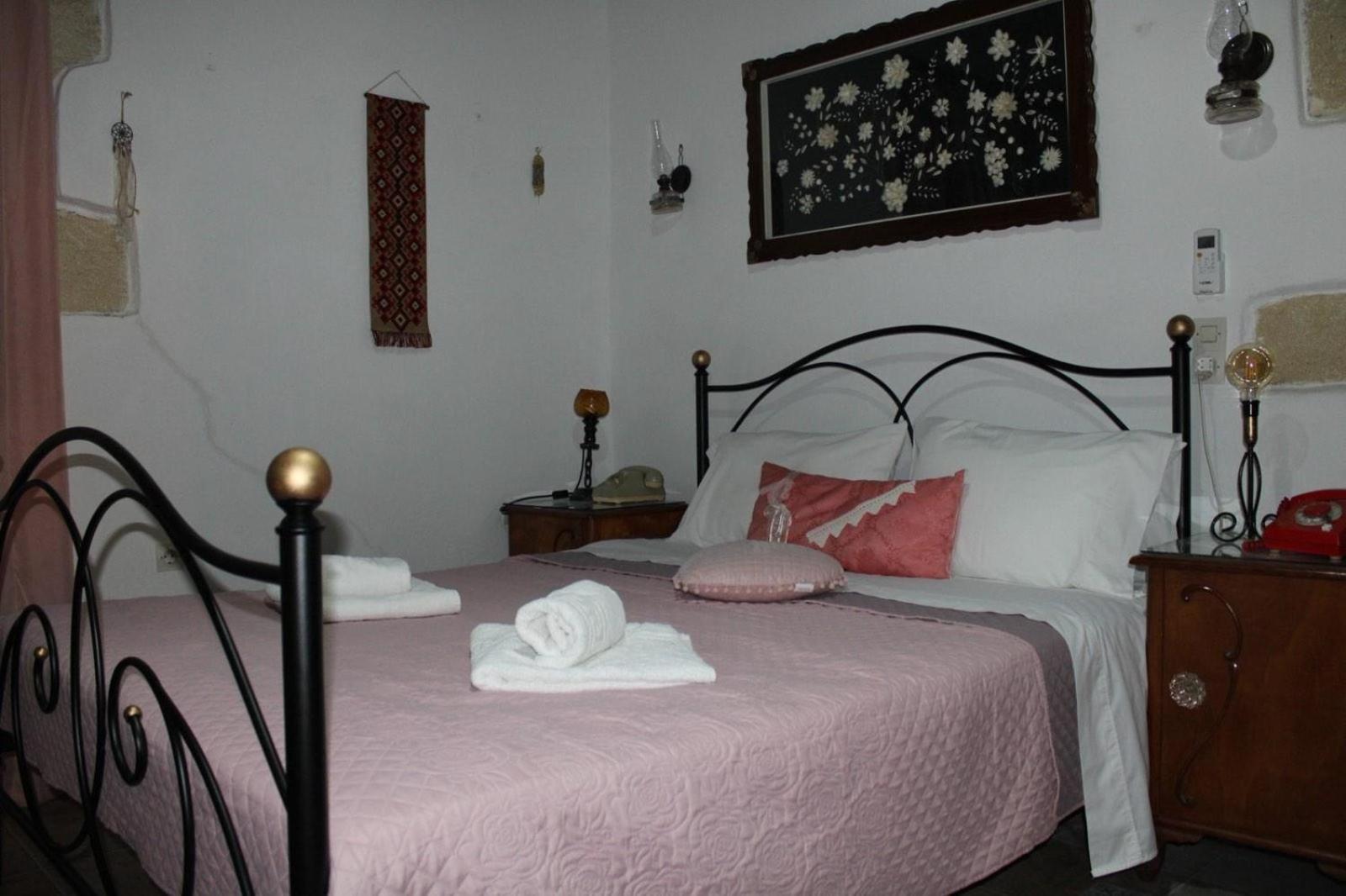 Traditional House Maria Azoyiras Luaran gambar